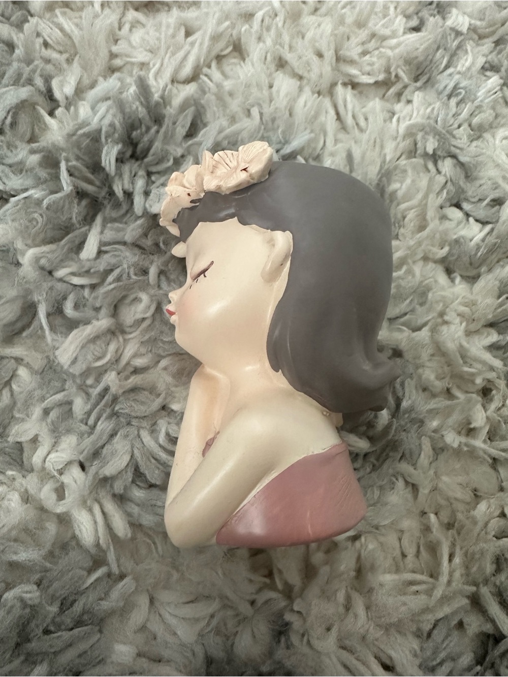 Cute Girl Face Head Planter – Resin Succulent Flower Pot with Flower Crown - Picture 2 of 4
